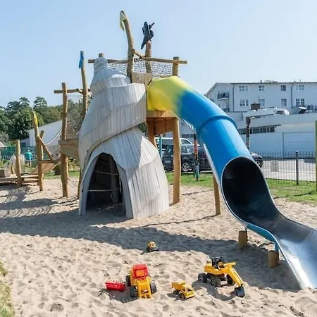 Im Seepark Зеллин